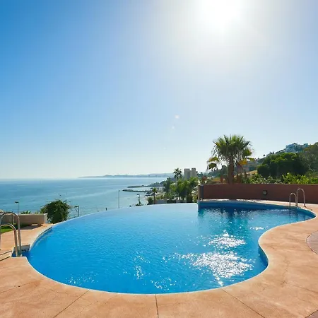 Hébergement de vacances Sunny House At The Infinity Pool Shared