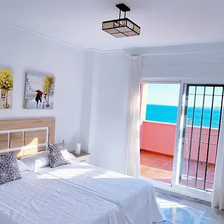 Σπίτι διακοπών Sunny House At The Infinity Pool Shared *